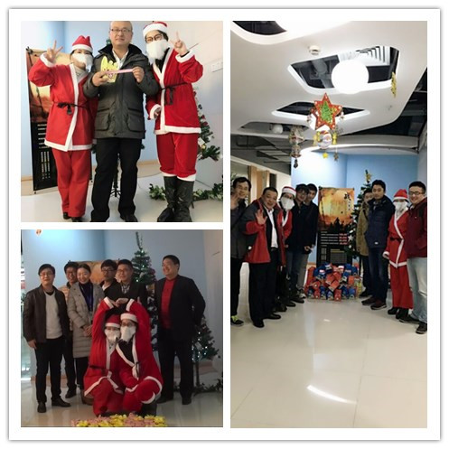 奧拓思維祝您平安夜快樂！